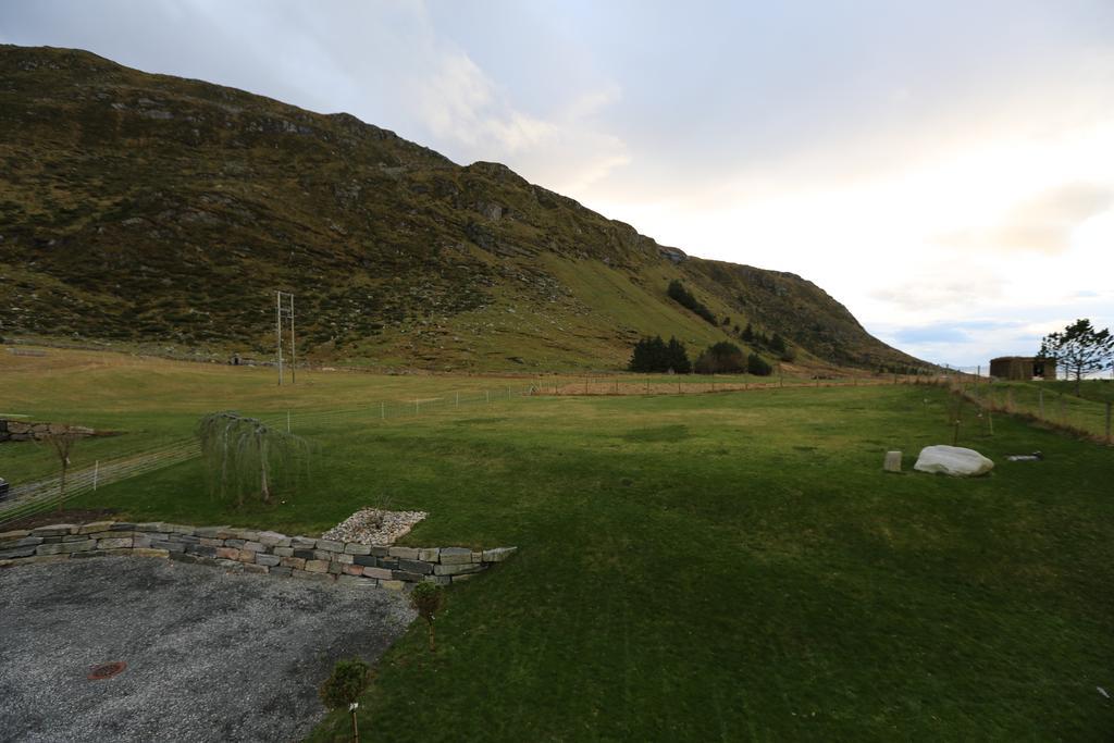 Apartamento Alnes Gard Ålesund Exterior foto