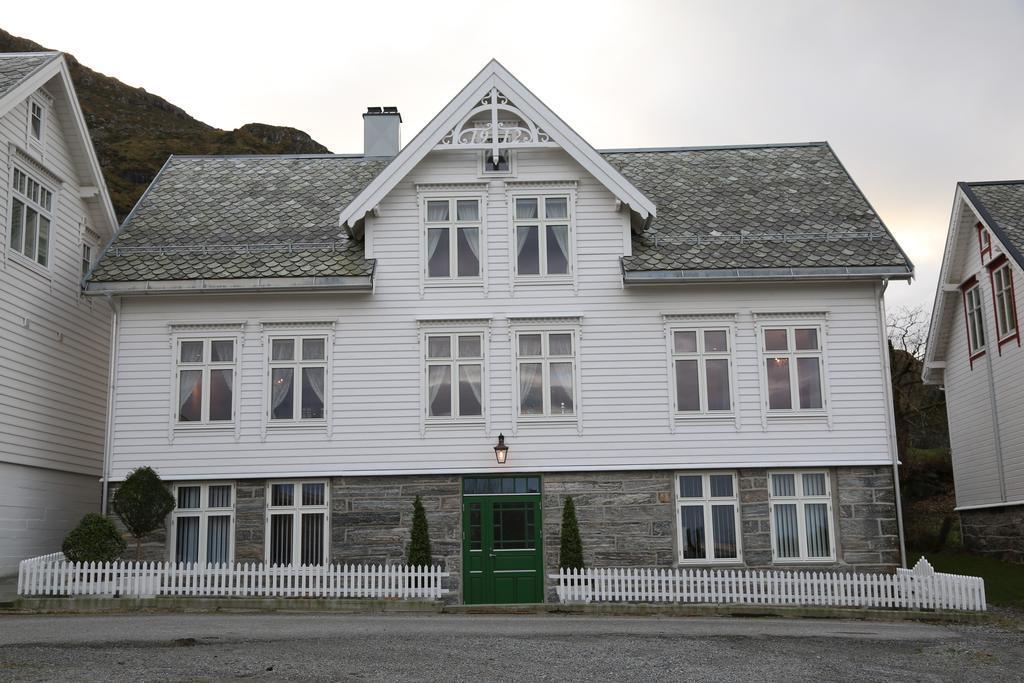 Apartamento Alnes Gard Ålesund Exterior foto